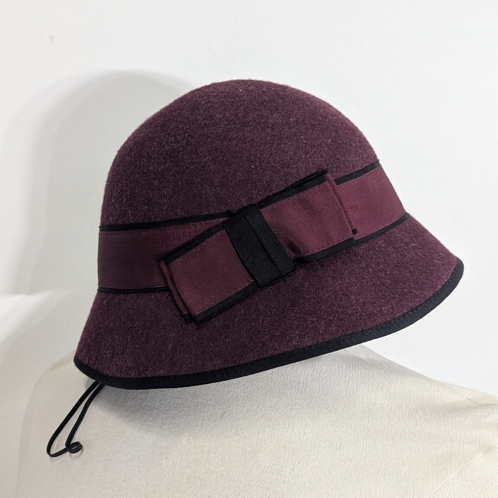 Christy's London Burgundy Cloche Hat with Bow Accent Adjustable Winter OS